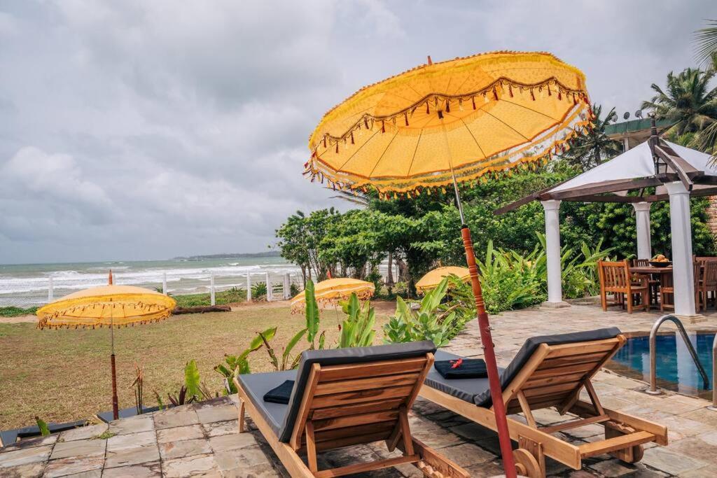Santi Beach House With Pool & Beach Weligama Exterior foto