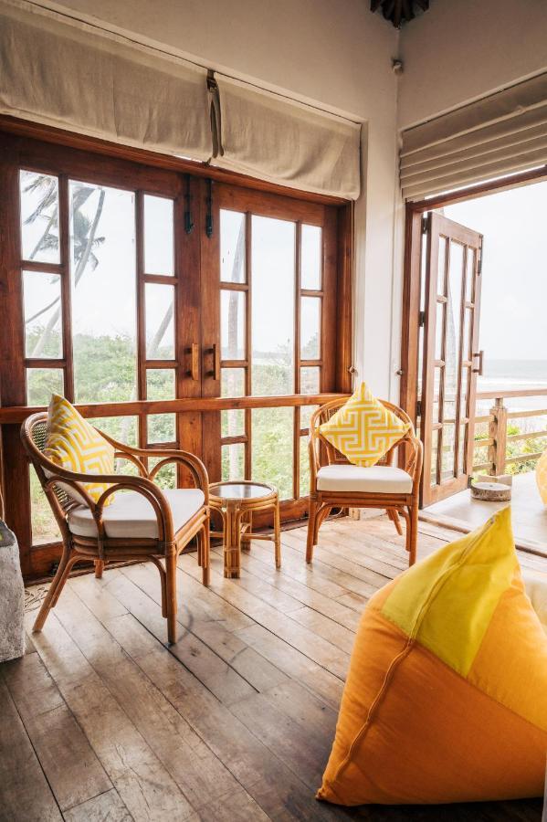 Santi Beach House With Pool & Beach Weligama Exterior foto