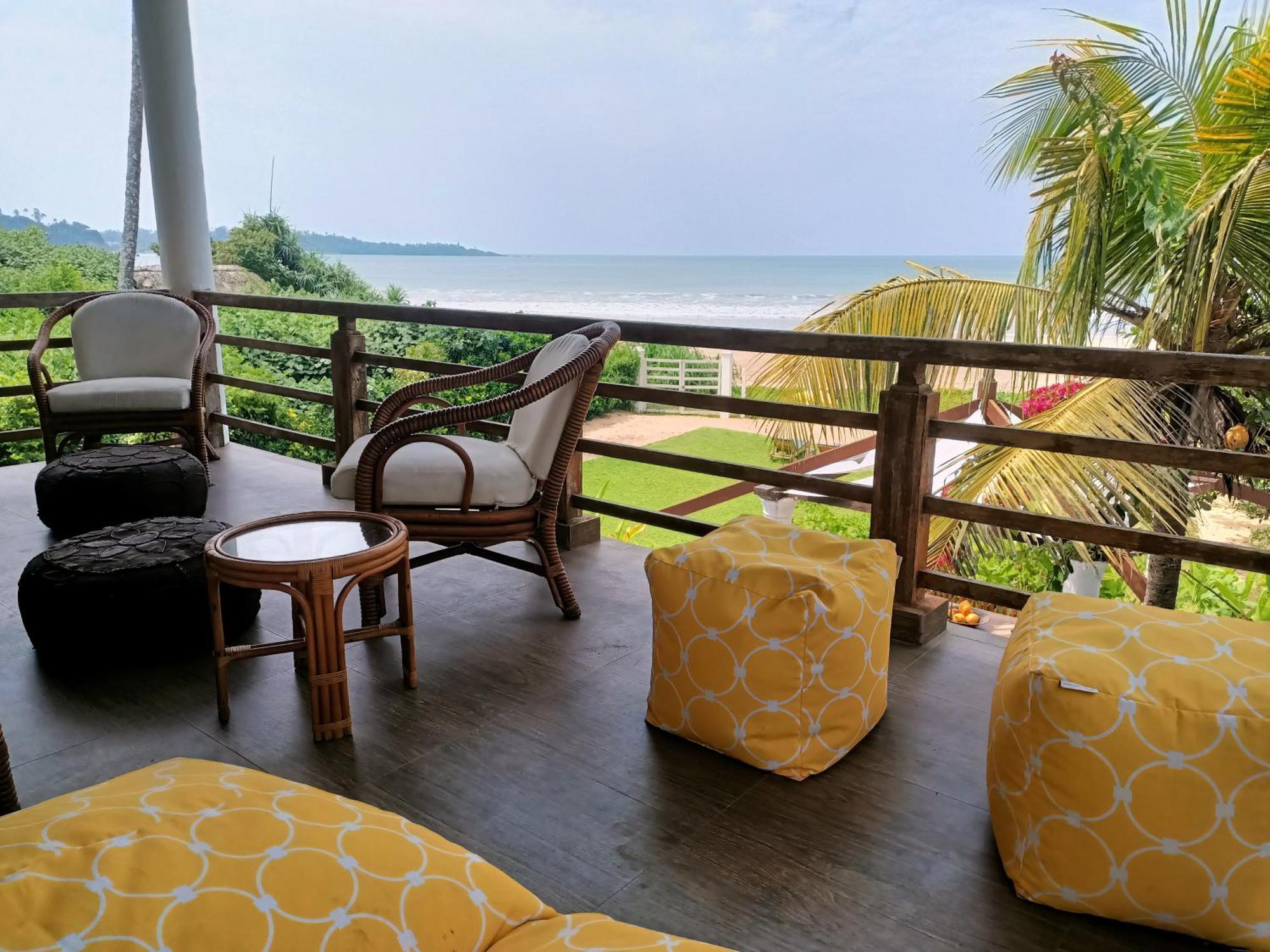 Santi Beach House With Pool & Beach Weligama Quarto foto